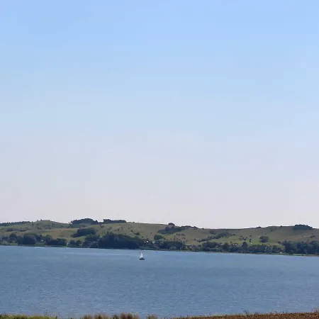 Hoefthus 11 * Alt Reddevitz