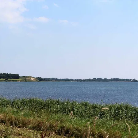 Hoefthus 11 *